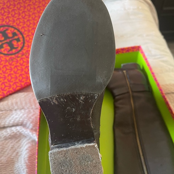 Tory Burch Elina 30mm Riding Boot- Size 6- Color: Coconut - Picture 4 of 5